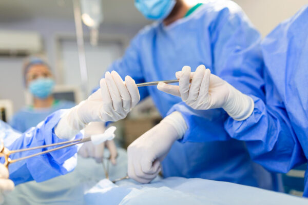 alectomía y rinoplastia ultrasónica